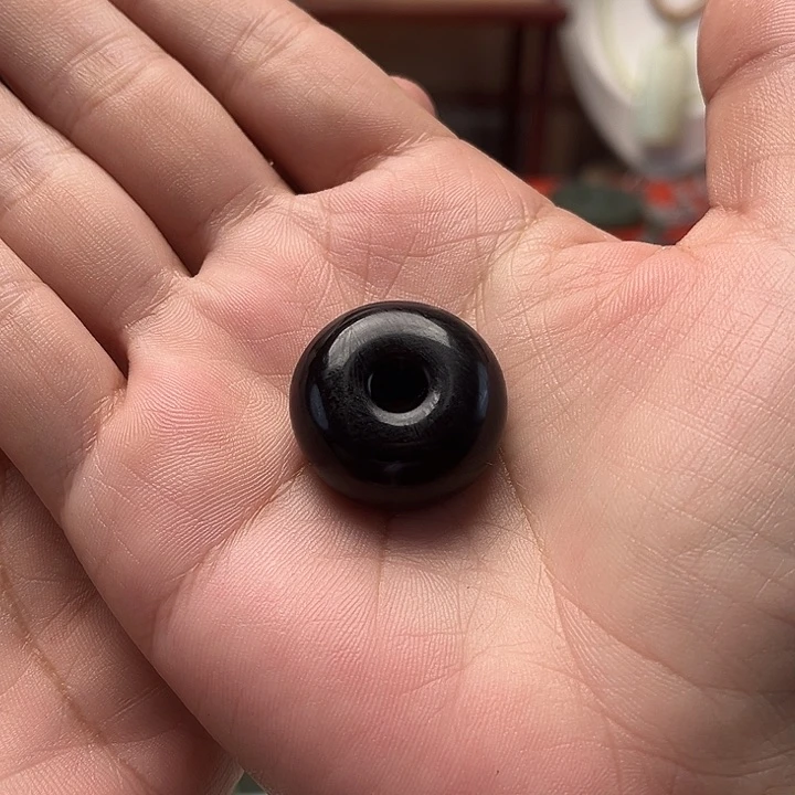 颈饰未镶嵌和田玉平安扣