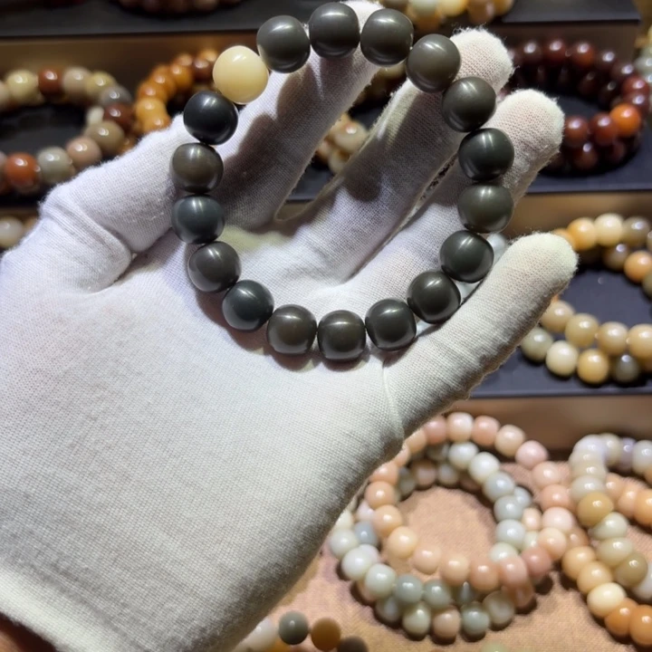 菩提根/象牙果手串阴皮老料苹果珠