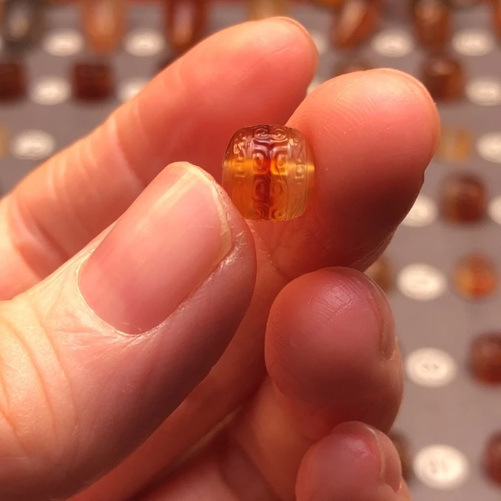 众***盘玛瑙/玉髓未镶嵌珠宝半成品