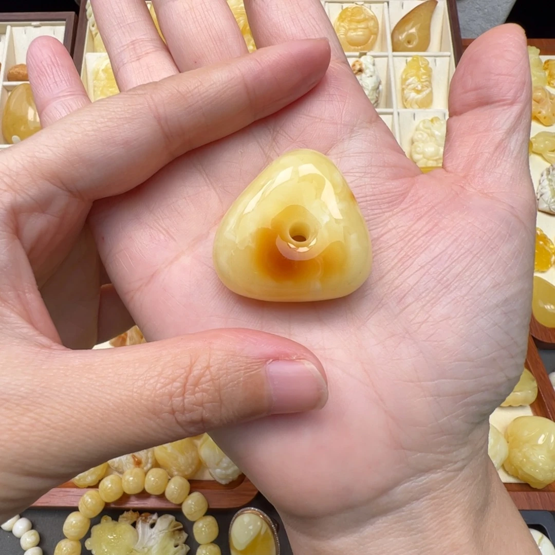 蜜蜡未镶嵌裸石蜜蜡