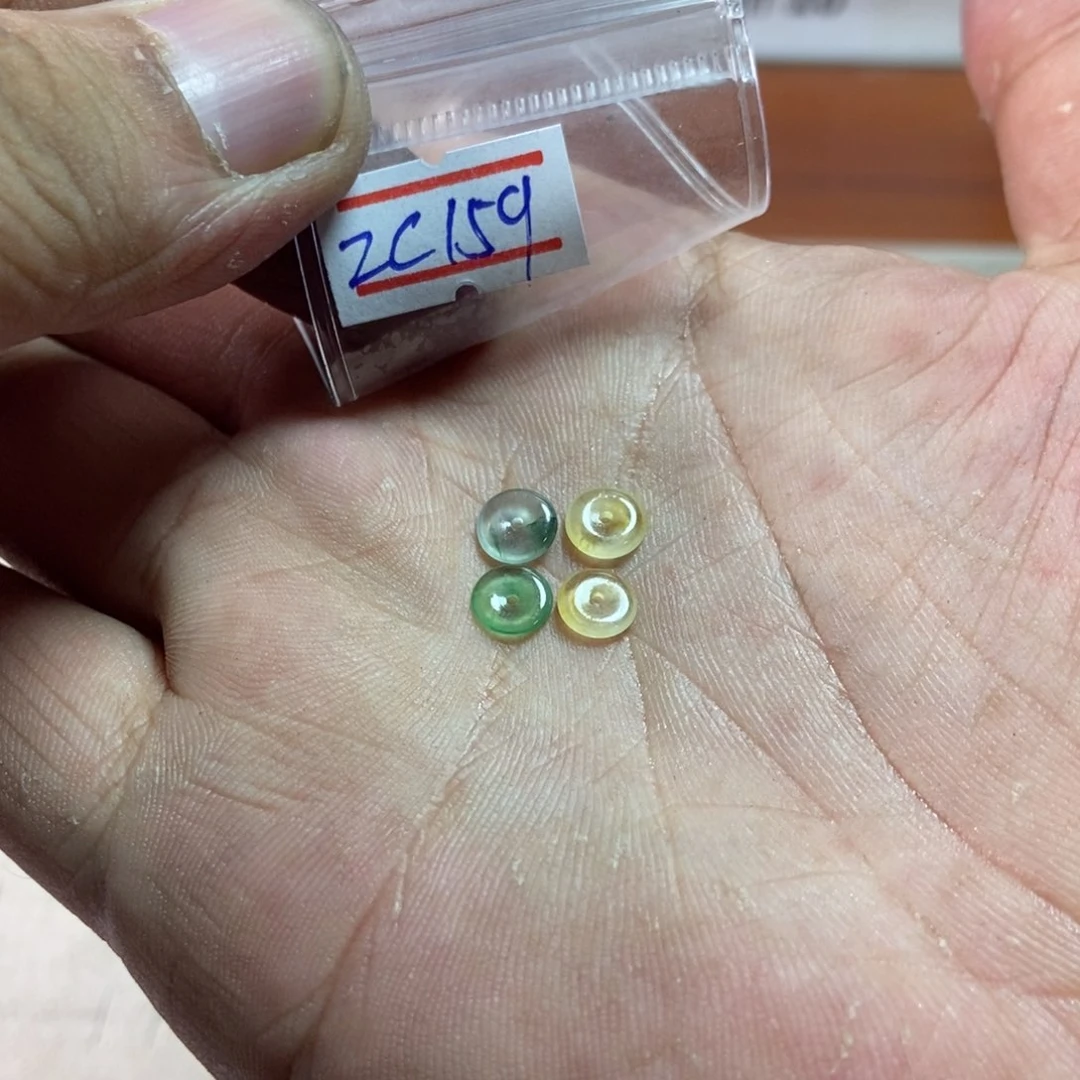 定制翡翠未镶嵌翡翠