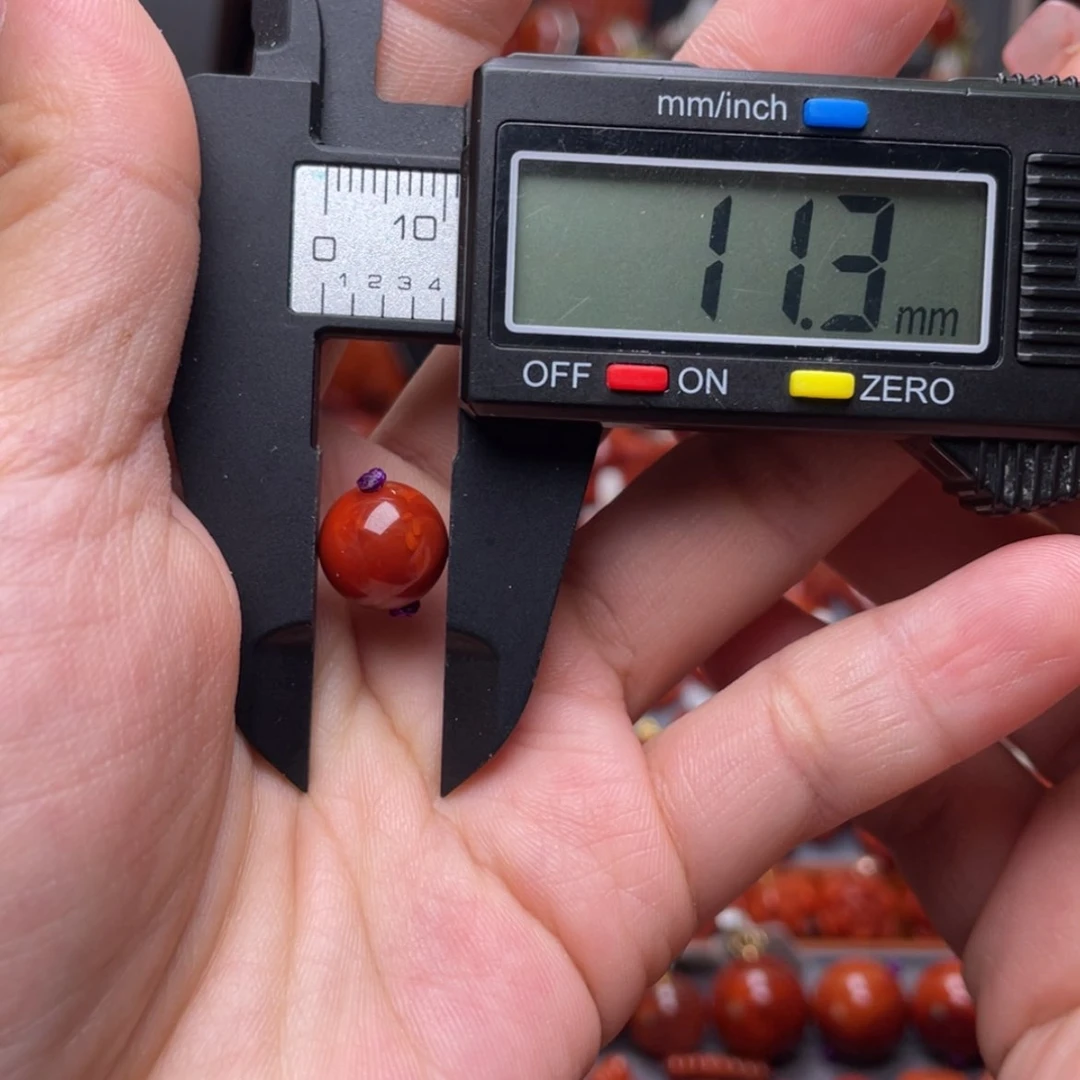 【闪购商品】南红玛瑙圆珠未镶嵌张**峰