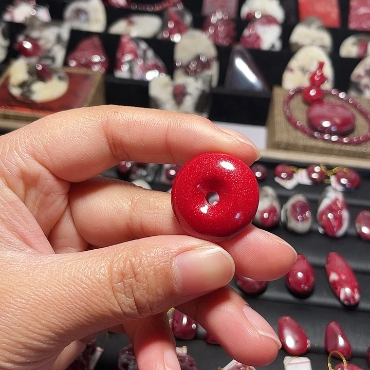 天然辰砂晶粉砂平安扣