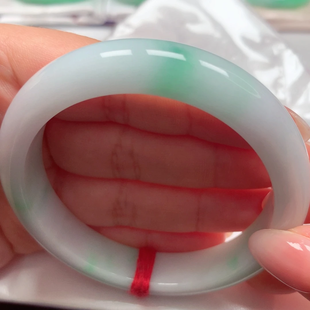 翡翠手镯未镶嵌白底青31