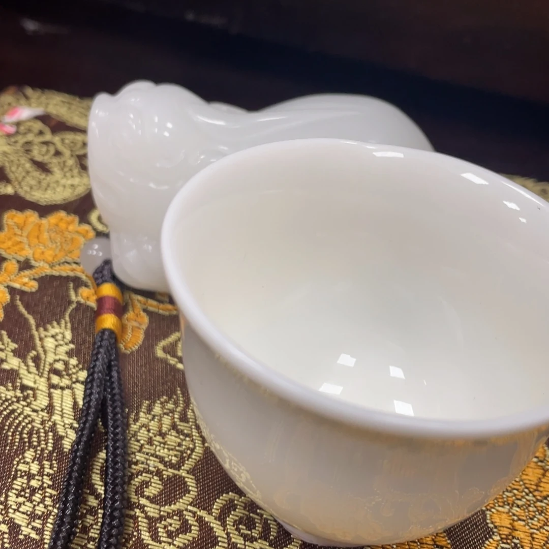 瓷片哈哈哈哈哈哈哈