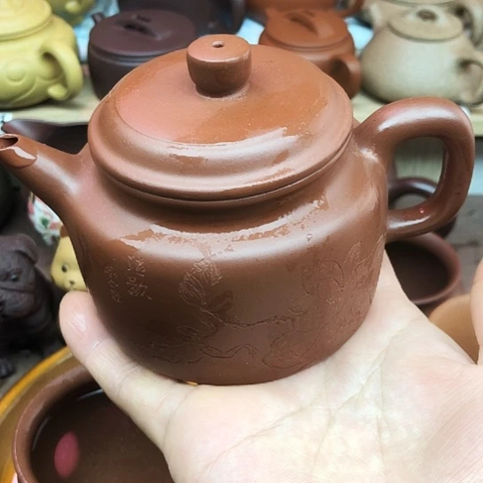 紫砂茶壶小红泥得中230豪升左右