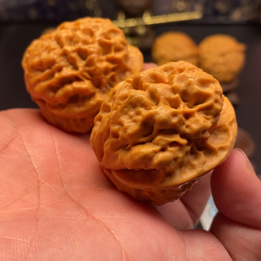把件文玩核桃玲珑疙瘩包