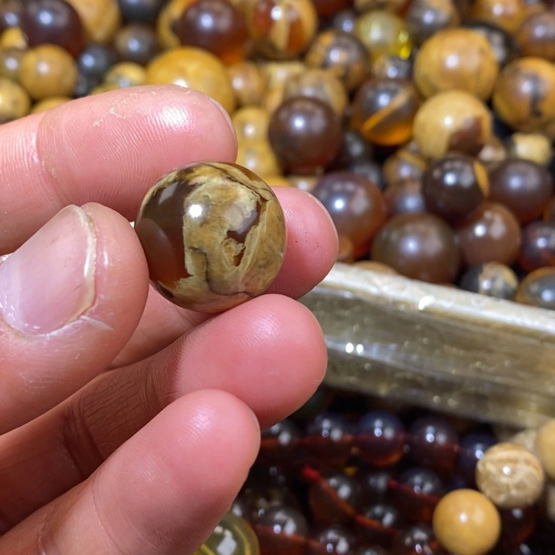 琥珀手链未镶嵌低*