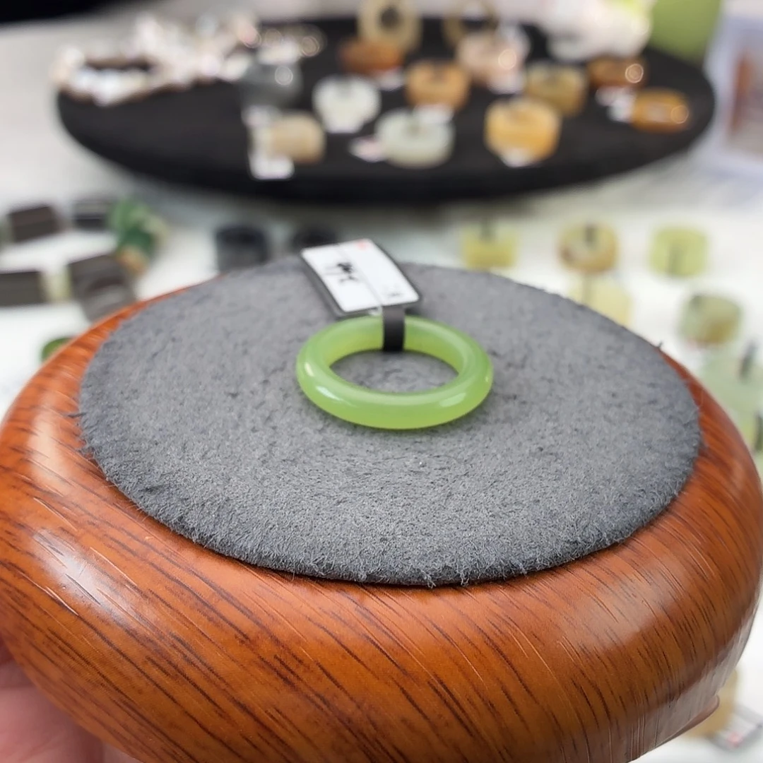 和田玉（糖玉）未镶嵌戒指b53翠青泥鳅背17.3