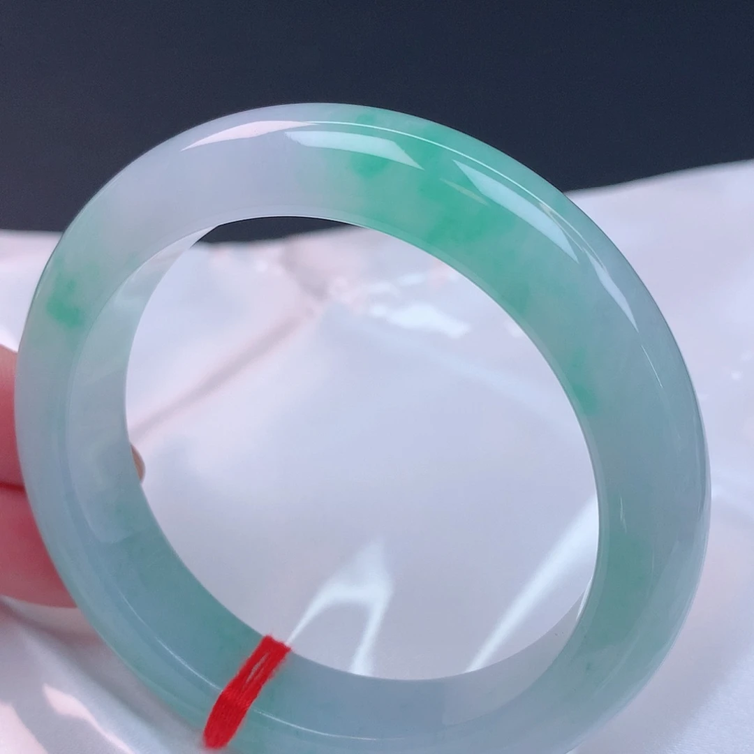 【闪购商品】未镶嵌手镯翡翠56