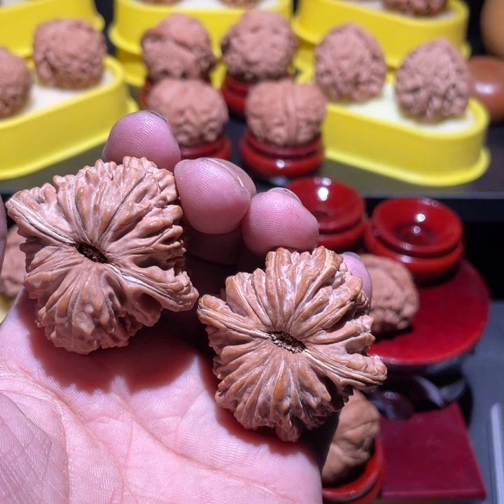 桃核吊坠高****7篓子全品