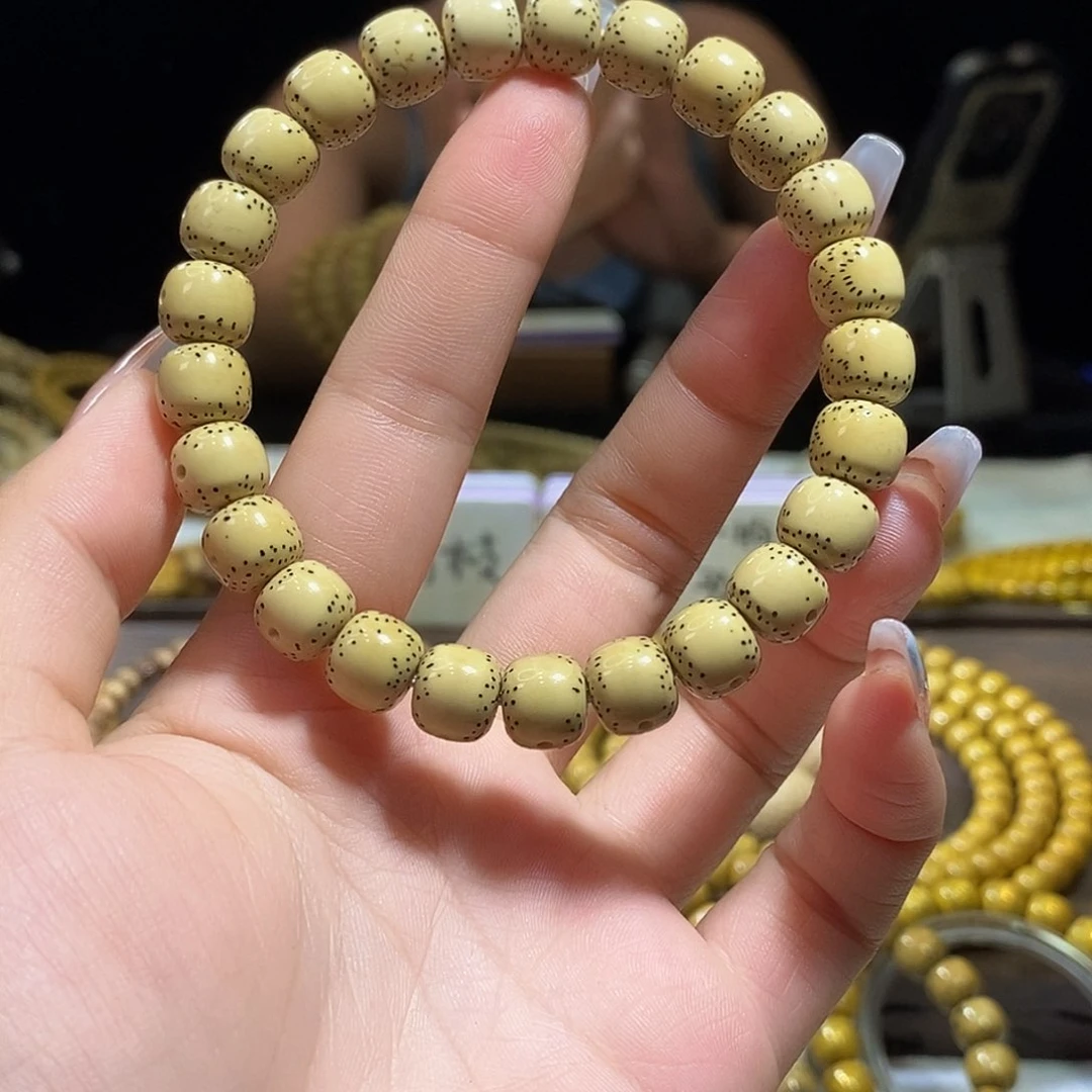 盛***意星月菩提吊坠8.5x9.5通体