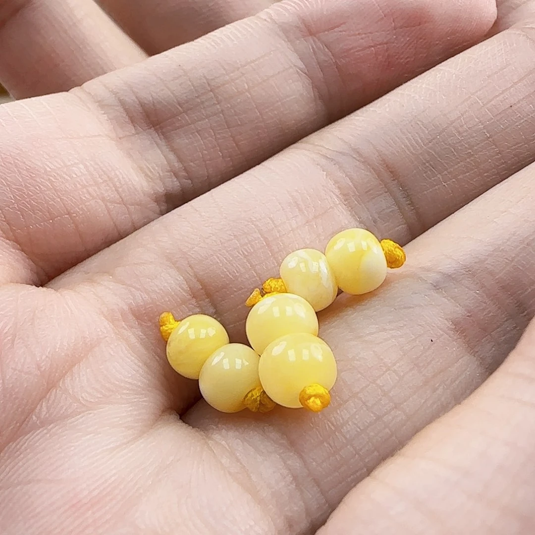 未镶嵌琥珀珠宝奇石多样性发其一