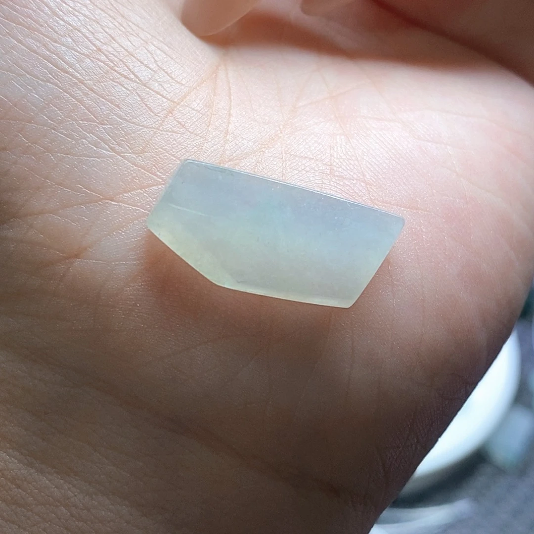 定制翡翠未镶嵌珠子边角