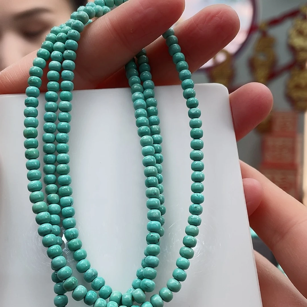 绿松石颈饰未镶嵌