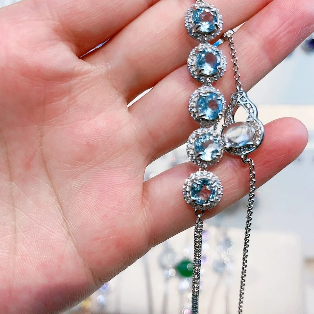 痴****岫玉银S925镶嵌手链