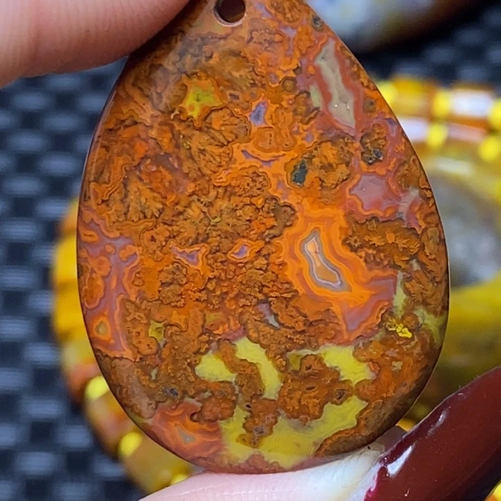 玛瑙/玉髓颈饰未镶嵌