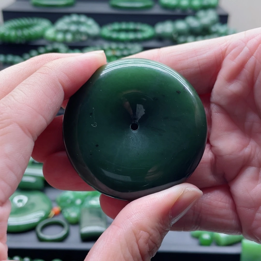 和田玉（碧玉）未镶嵌颈饰