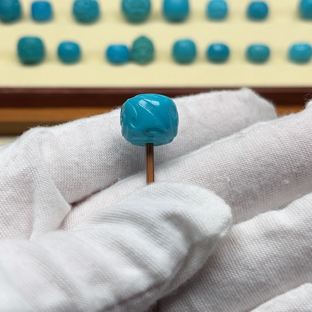 绿松石未镶嵌天然原矿绿松石无镶嵌博古12.1