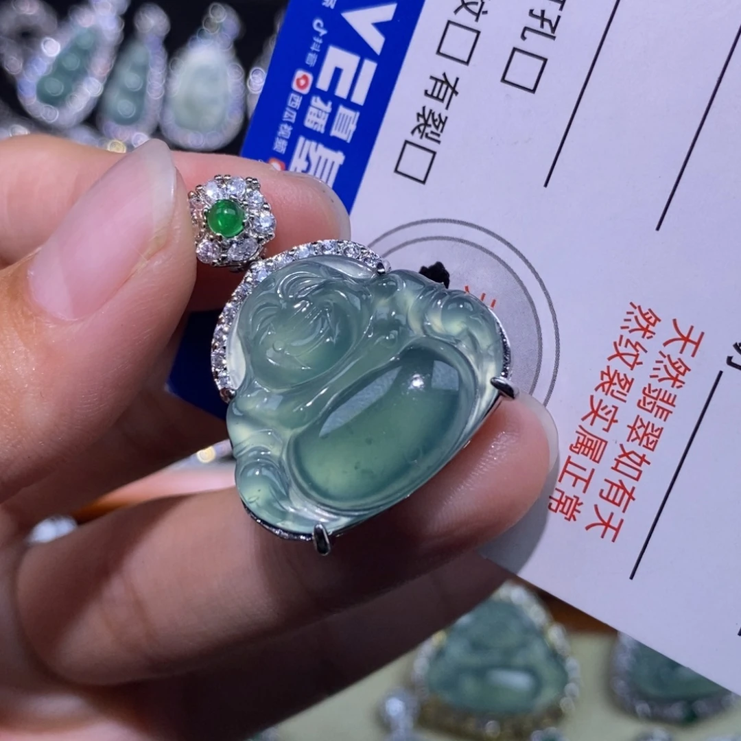 颈饰未镶嵌翡翠天然