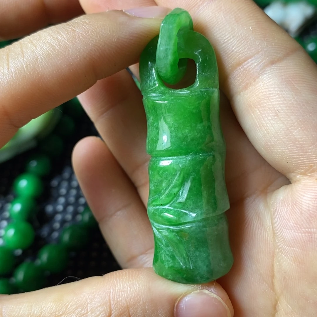 未镶嵌和田玉（糖玉）挂件