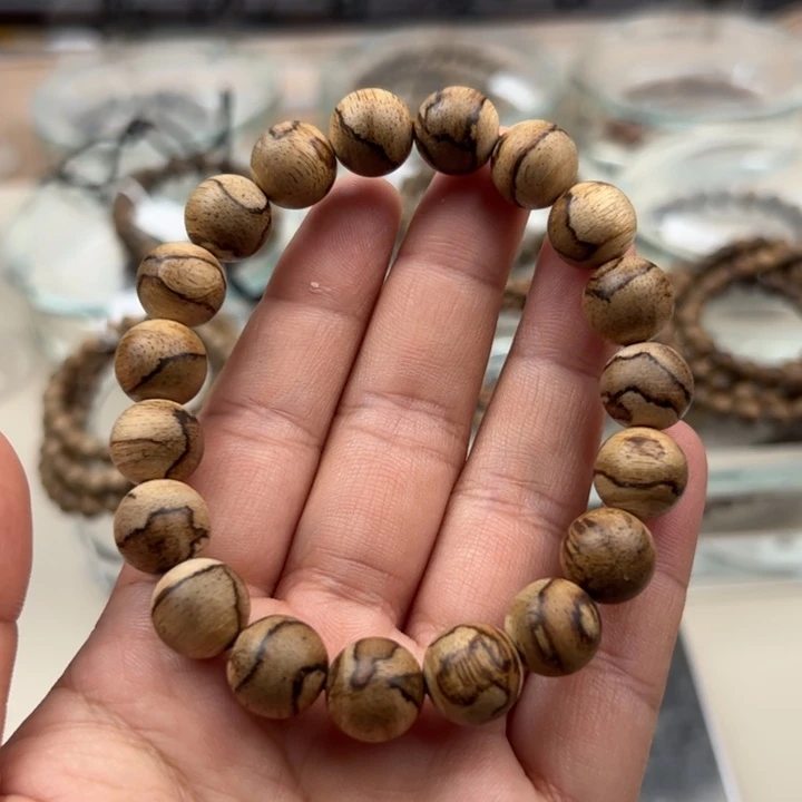 手串沉香达拉干1.2八分沉