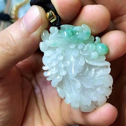 颈饰未镶嵌翡翠福豆豆珠宝翡翠颈饰