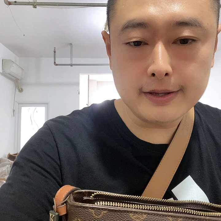 蚕丝PVC水牛皮(革)小牛皮(革)牛皮纸