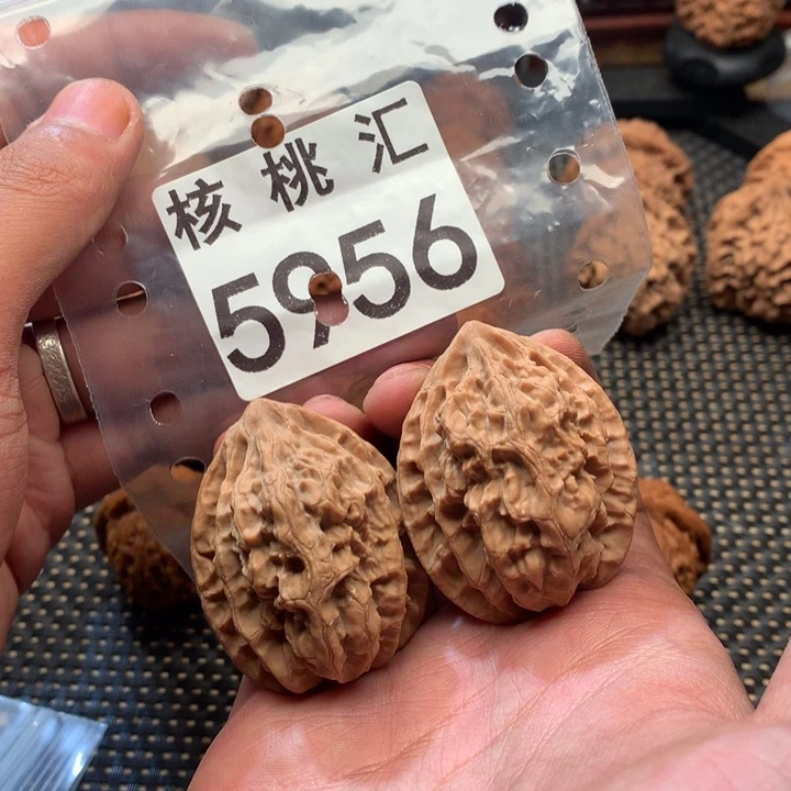 吊坠文玩核桃13陵鸡子