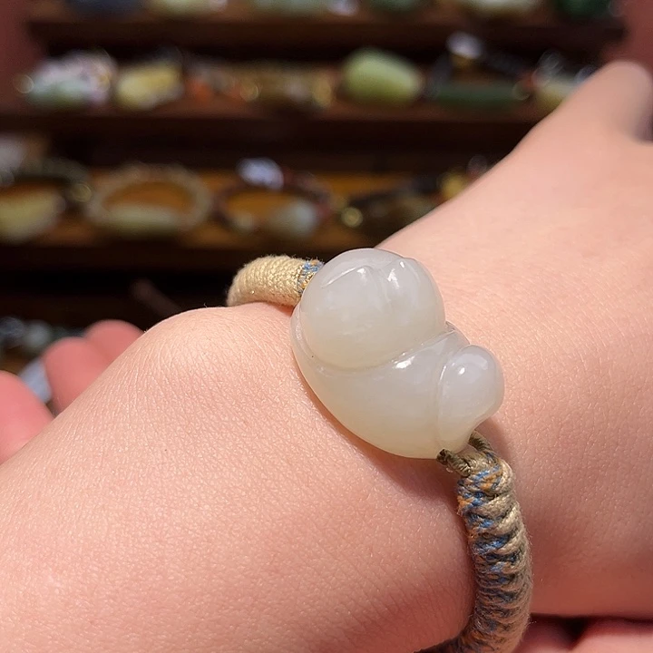 和田玉未镶嵌手链