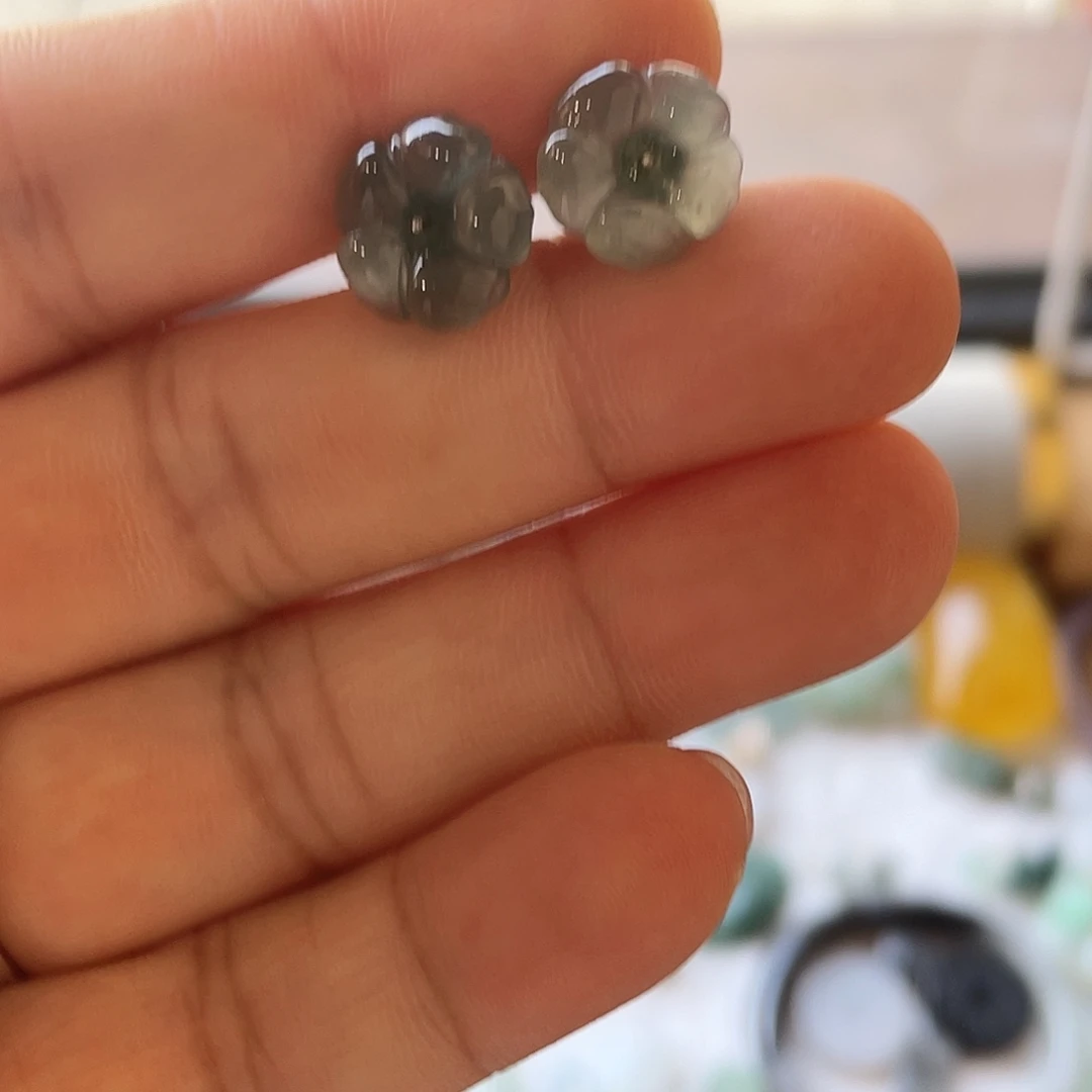 翡翠未镶嵌颈饰100
