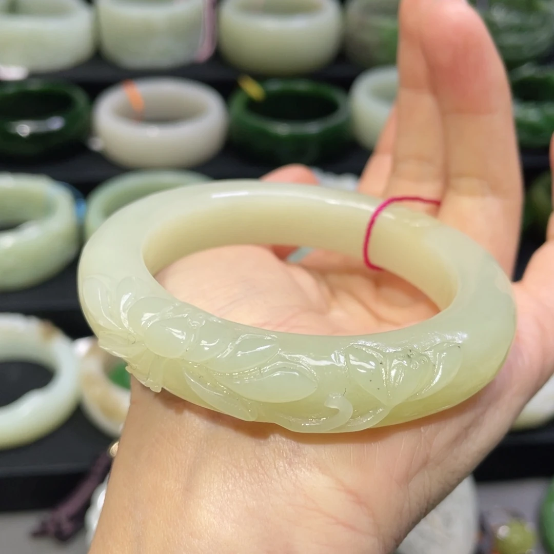 未镶嵌手镯和田玉71