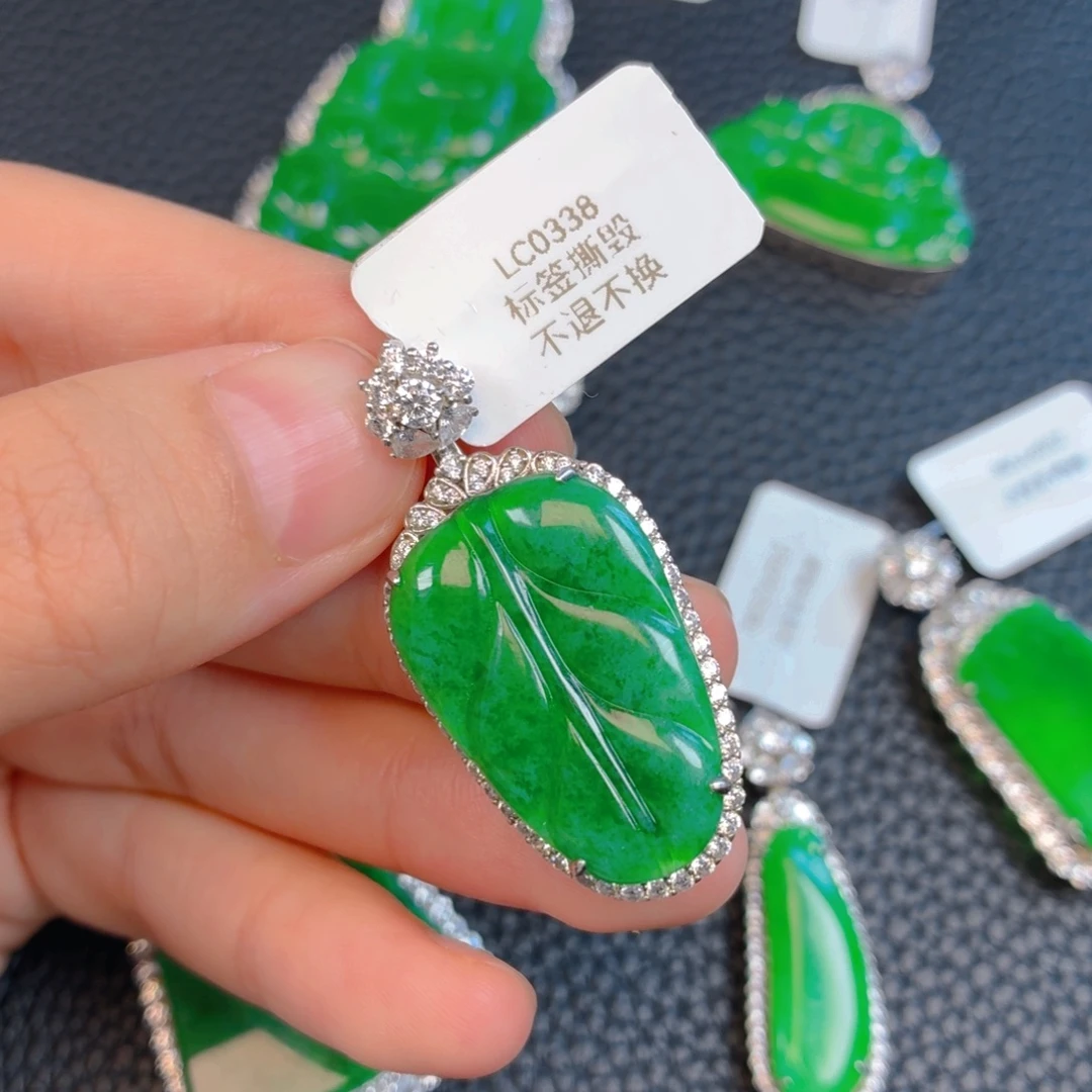 翡翠银S925镶嵌颈饰