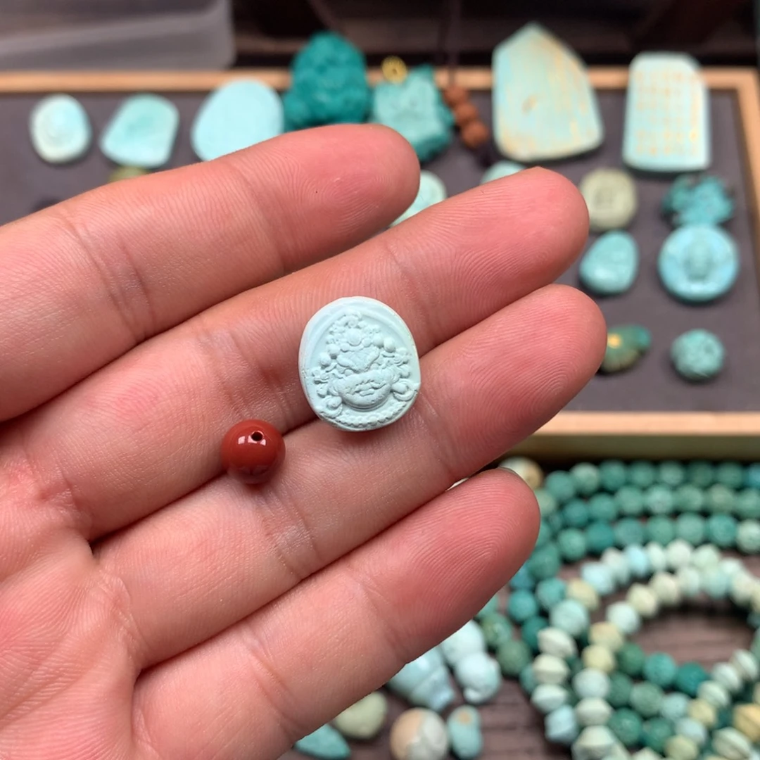 南红玛瑙雕刻未镶嵌
