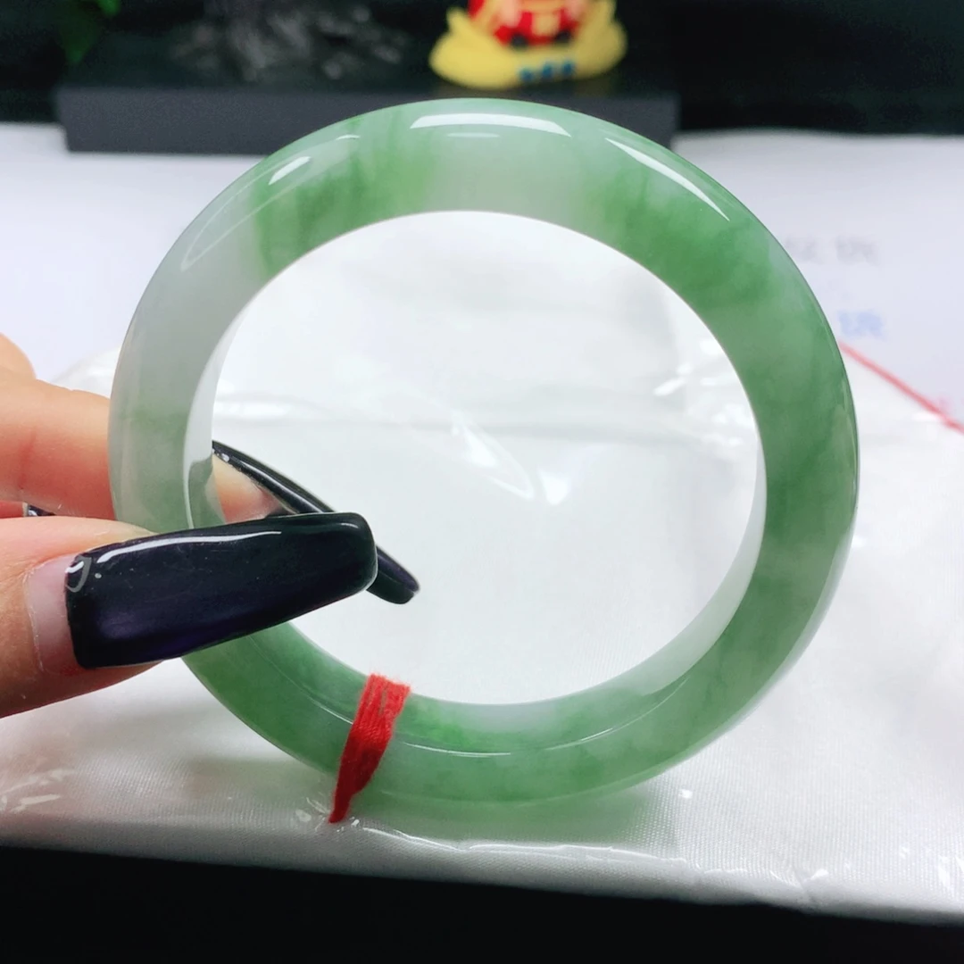 未镶嵌手镯翡翠翡翠54.5飘绿正圈