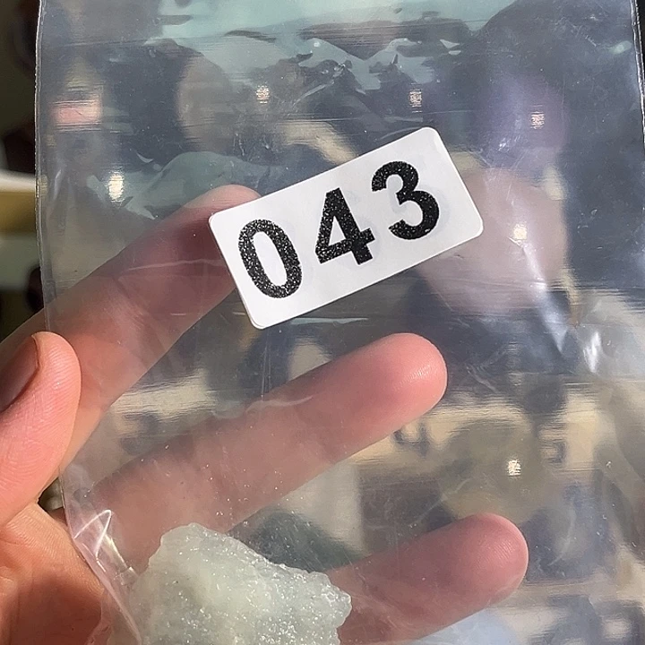 未镶嵌水晶大型摆件（非配饰）