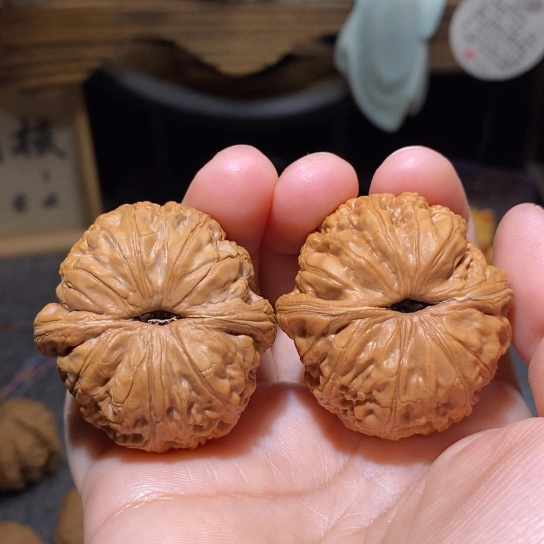 文玩核桃吊坠瑶**忆42元宝