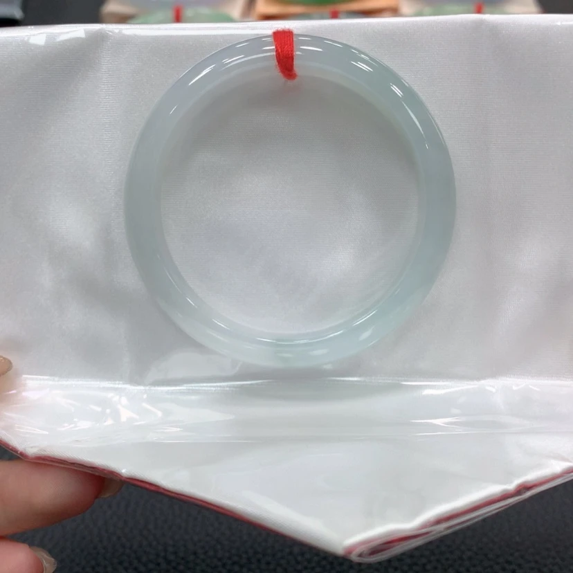【闪购商品】翡翠手镯未镶嵌翡翠