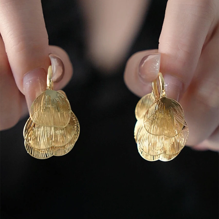 铜合金锆石耳饰 镂空花瓣心形吊坠耳扣个性时尚冷淡风气质耳环轻