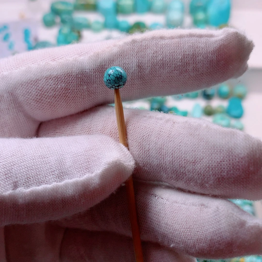 绿松石未镶嵌挂件