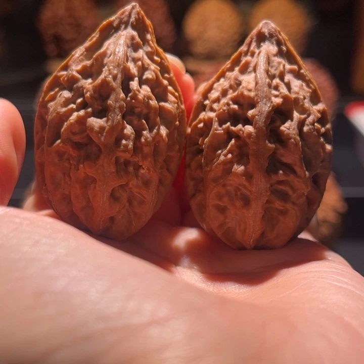 吊坠文玩核桃小龙纹塔51