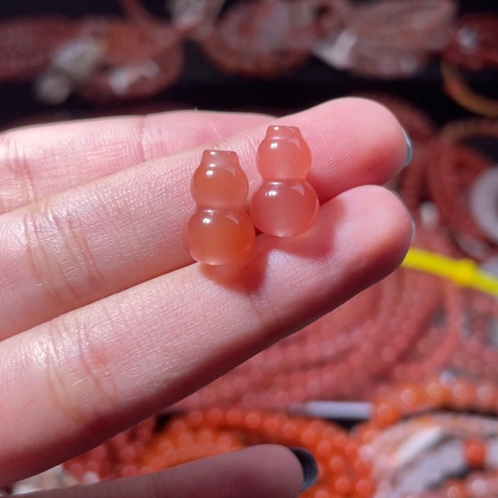南红玛瑙未镶嵌小葫芦455