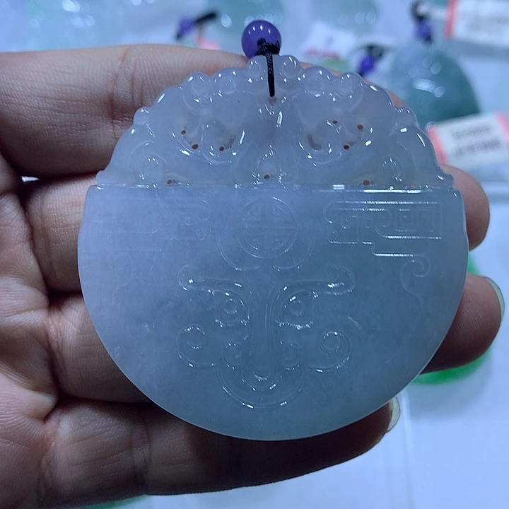 翡翠未镶嵌颈饰天然翡翠A货吊坠