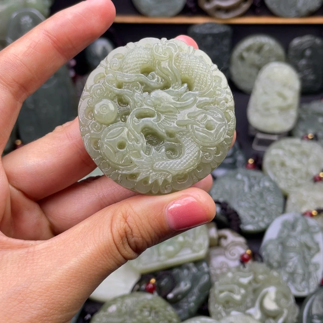 和田玉颈饰未镶嵌