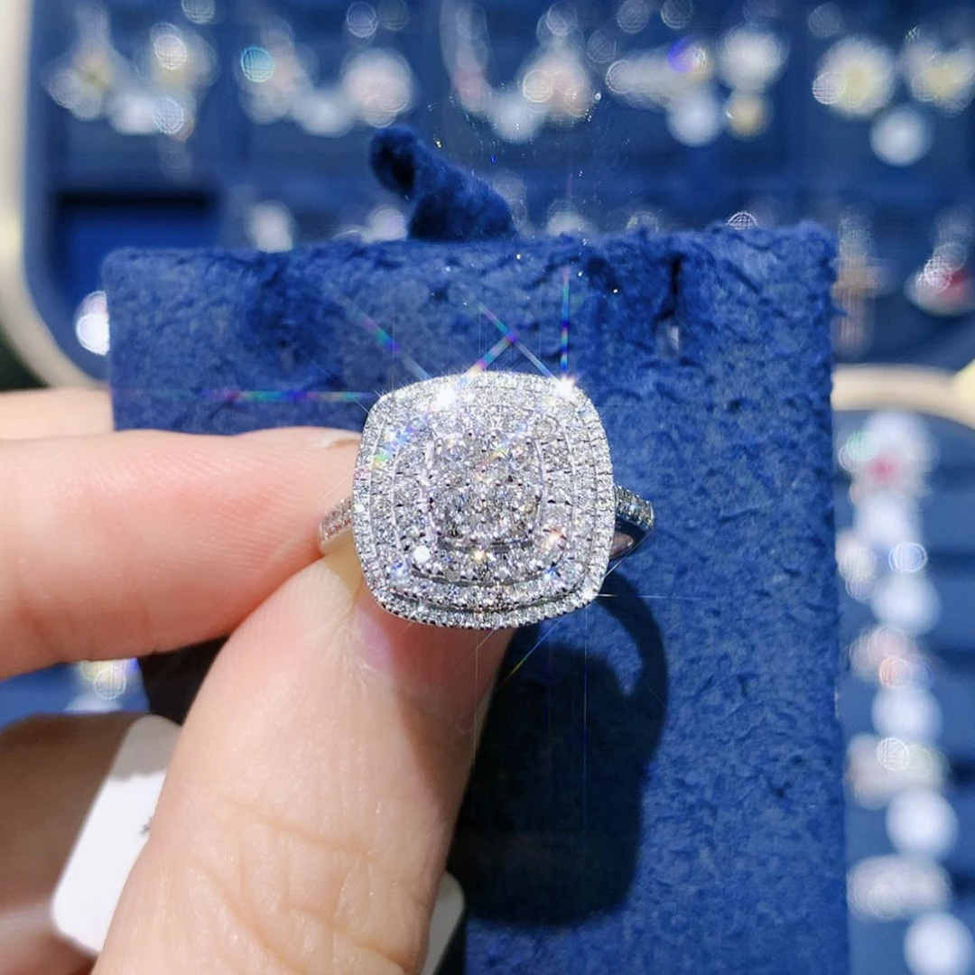 【闪购商品】铂Pt900镶嵌戒托钻石大方糖戒指