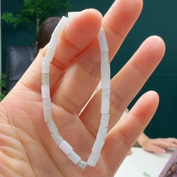 翡翠未镶嵌耳饰天然