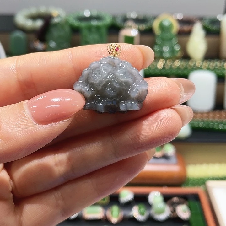 和田玉18K金镶嵌戒指