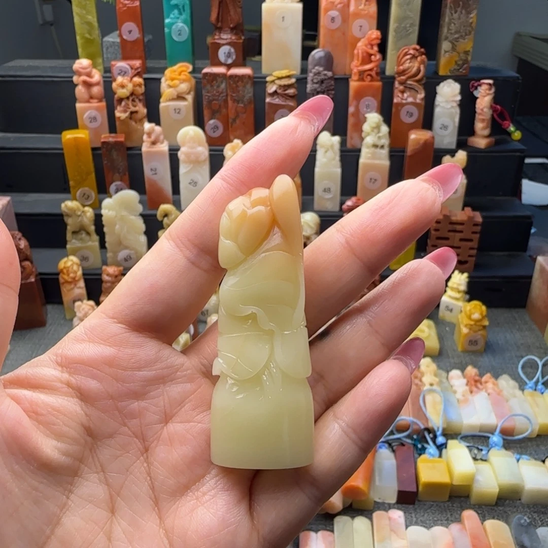 寿山石印石芙蓉荷花