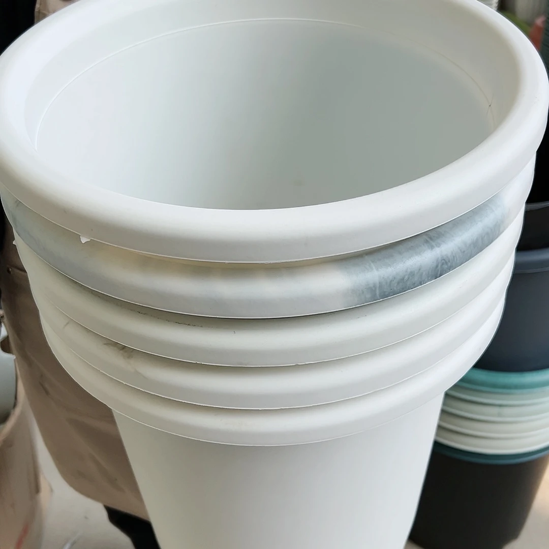 树脂瑕疵四季盆8#白色3个无托