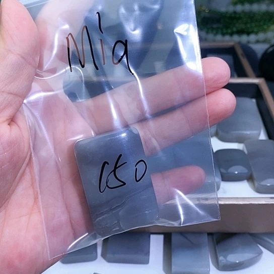 和田玉未镶嵌珠宝半成品M**.